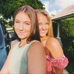 Meet your Posher, Abby